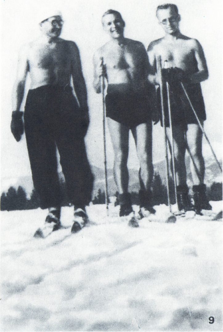 9. С. М. Полоснов, А. Н. Колмогоров и С. В. Фомин в Карпатах (1955 г.).